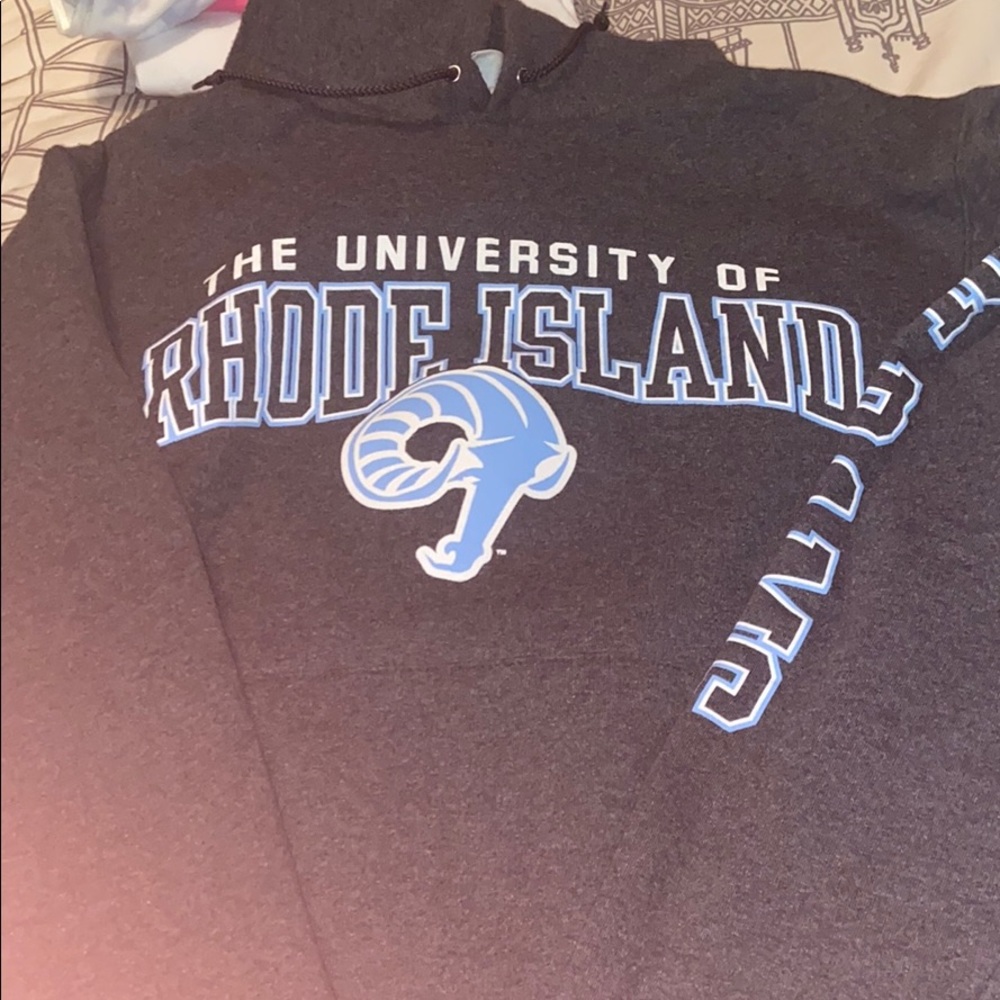 UNIVERSITY OF RHODE ISLAND HOODIE